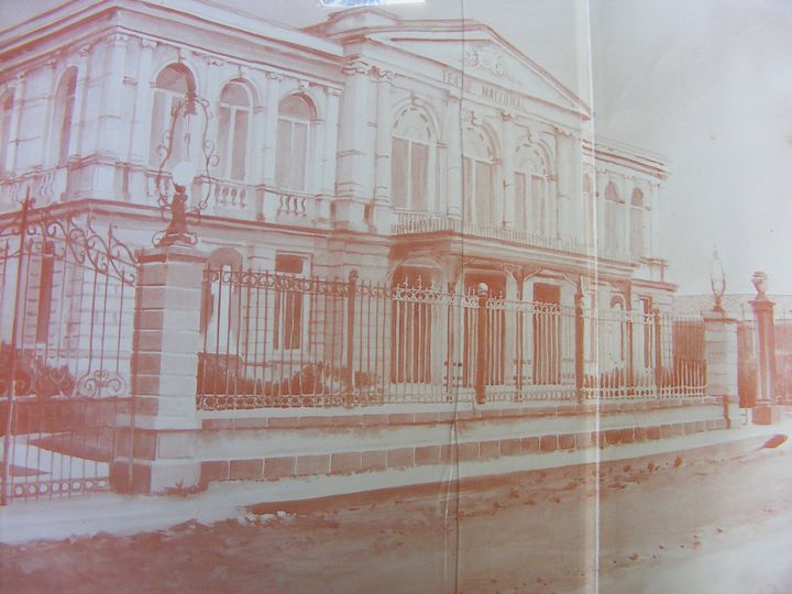 biblioteca 079 copy.jpg